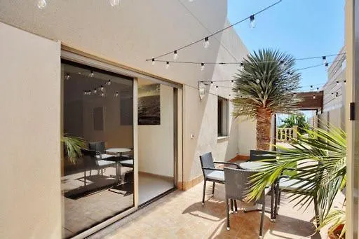Magnifica Villa Happy Holidays Con Piscina En Los Gigantes Puerto de Santiago  Spain