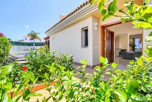 Magnifica Villa Happy Holidays Con Piscina En Los Gigantes Puerto de Santiago