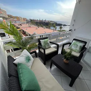 apartment-las-arenas-ocean-view.tenerifehoteles.net/